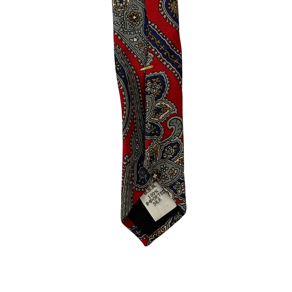 Andre Valentino Mens Tie 100% Silk USA Made Red‎ Multi Floral Design 60L X 3.75W
